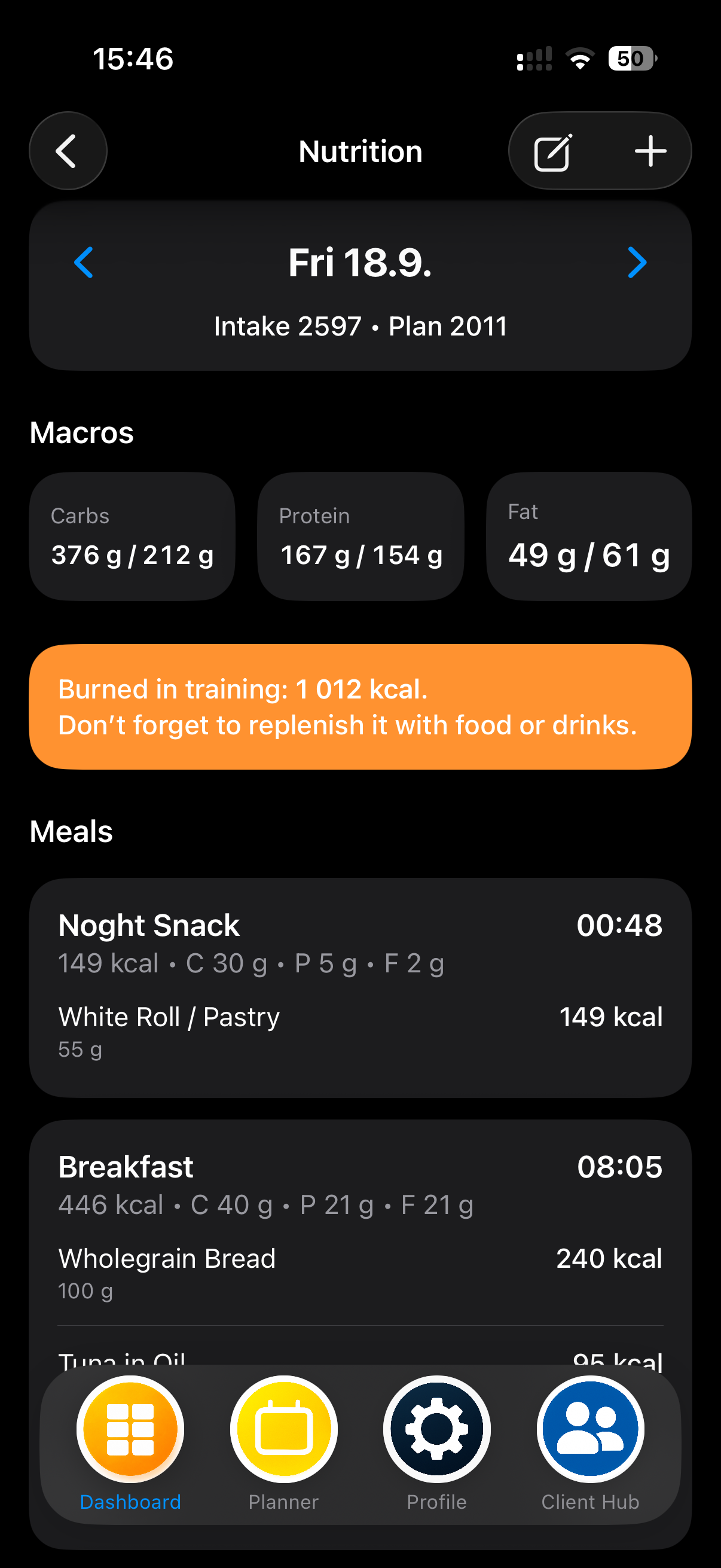 MEtrcs nutrition logger with built-in food database